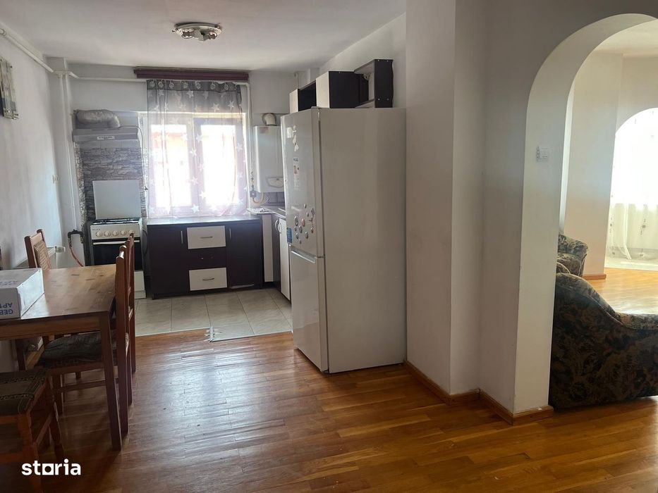 Inchiriere apartament 3 camere, mobilat, Targoviste,Piata 1 mai