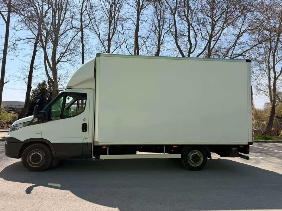 Бус с падащ борд под наем Варна от 50€