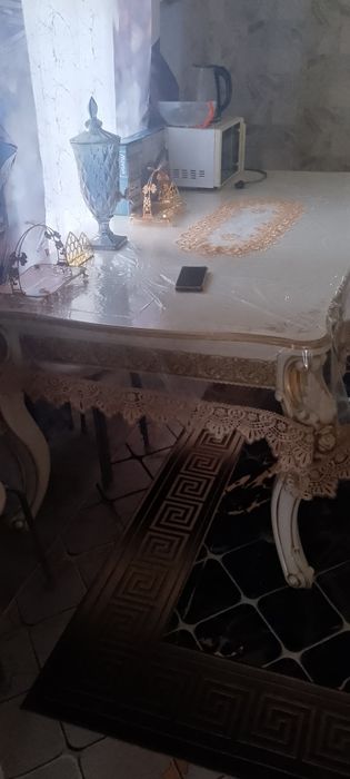 Продам новый стол