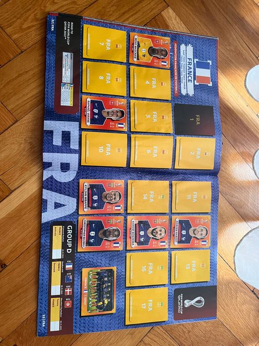 Album panini cupa mondială 2022(am investit 405 lei)are Ronaldo messi mbappe neymar