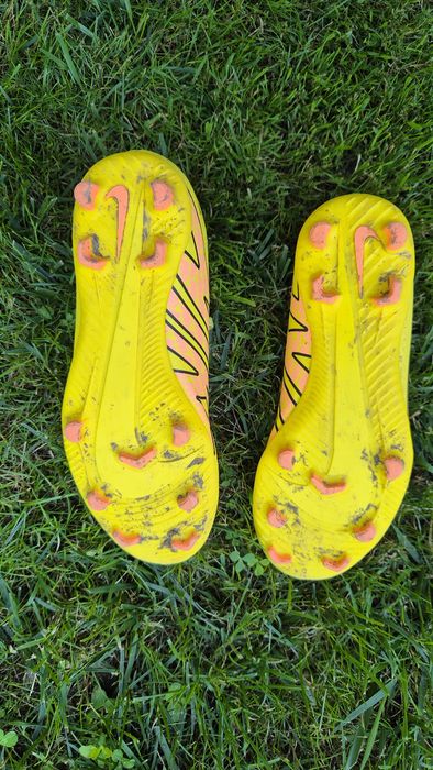 Papuci fotbal Nike Mercurial de iarba