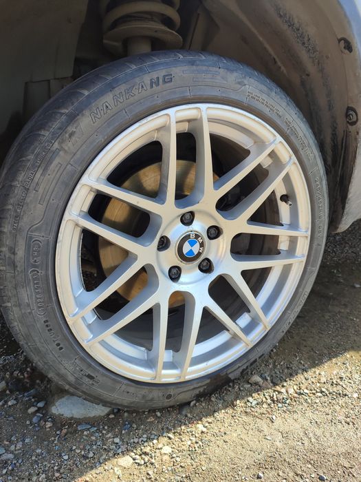 Продам запчасти на BMW е38 х5 е53