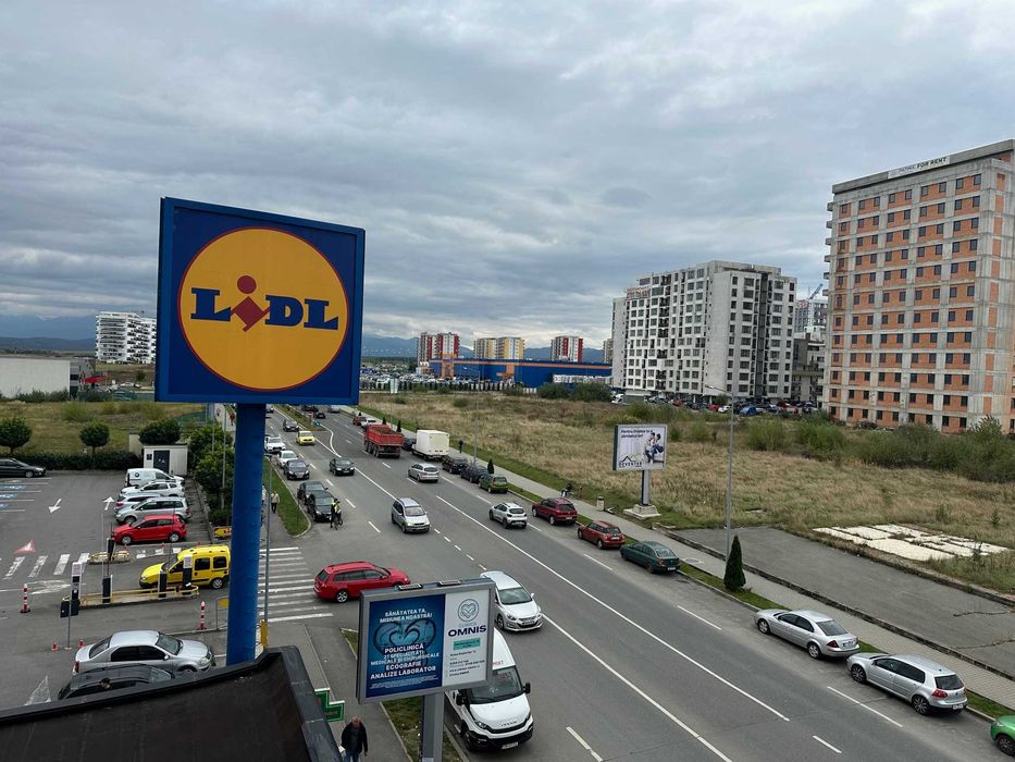 Apartament 3 camere - 2 bai - et.3 - Mihai Viteazu - 92 mp + balcon