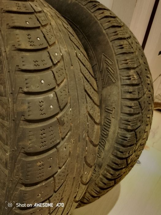 Продам 2шт  шины 185/65 р15