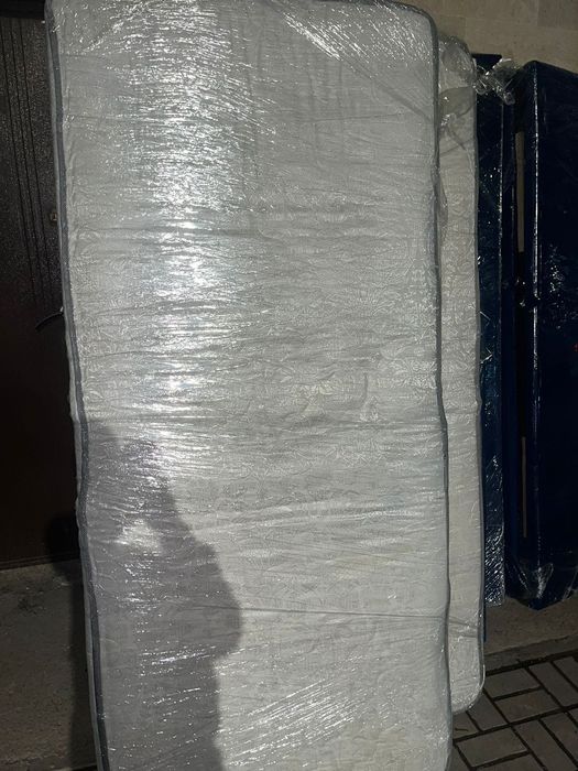 Продам односпальную кровать