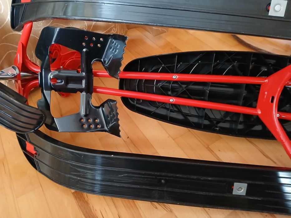 Snowracer ( sanie ) in stare foarte buna