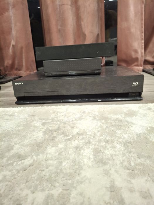 Домашний кинотеатр