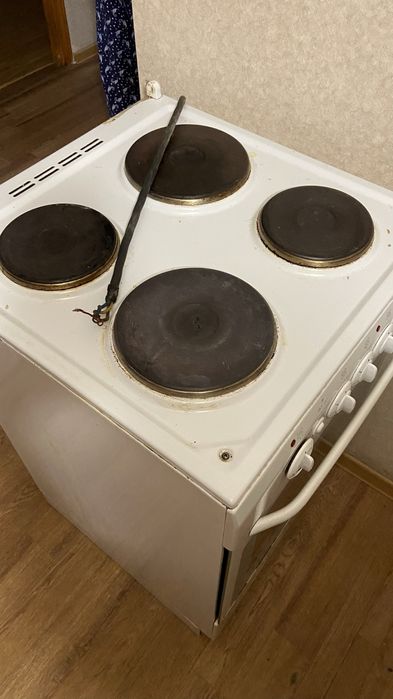 Электроплита  De luxe