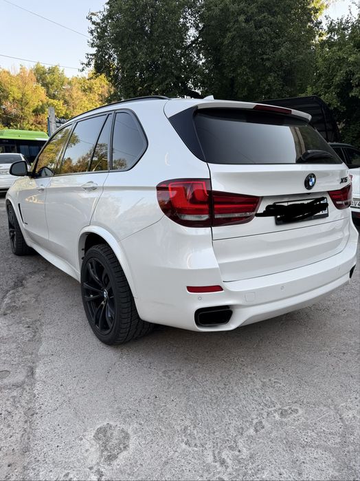 BMW X5 - 4.4 литра