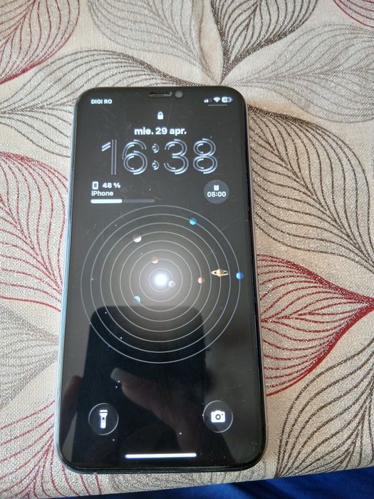 Vând IPhone 11 Pro