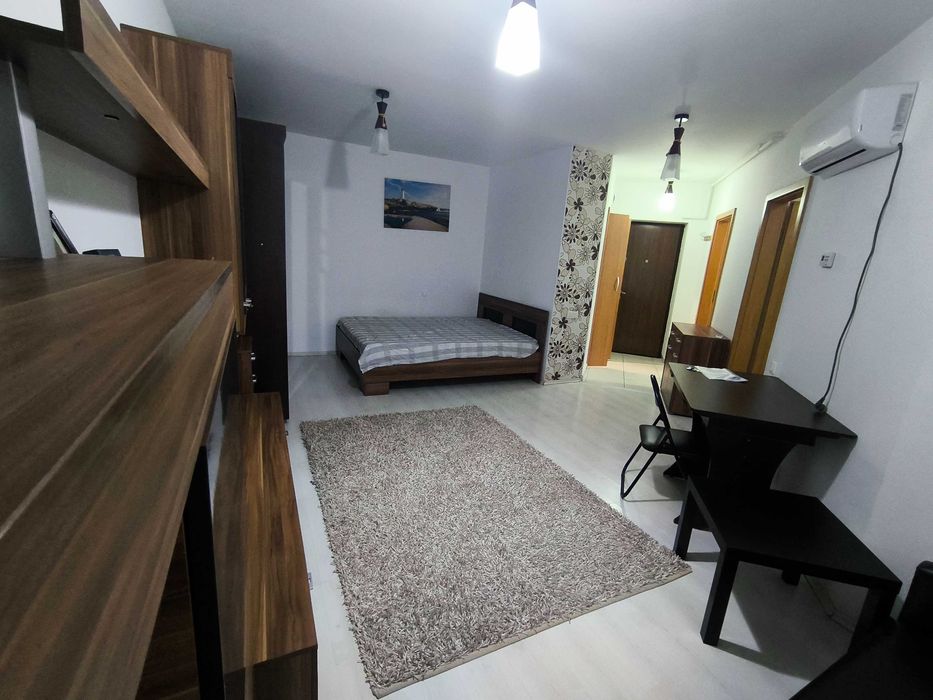 Garsoniera Planorama ,doamna ghica, parcare subteran(achita separat)