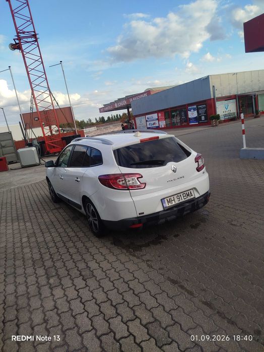 Mașini diverse lucruri