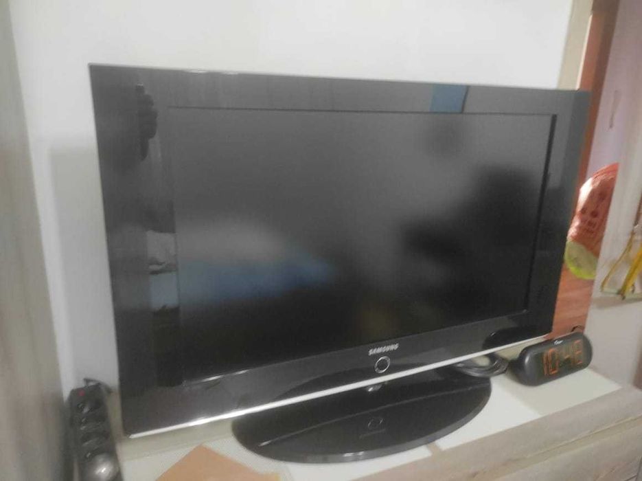 Телевизор SAMSUNG