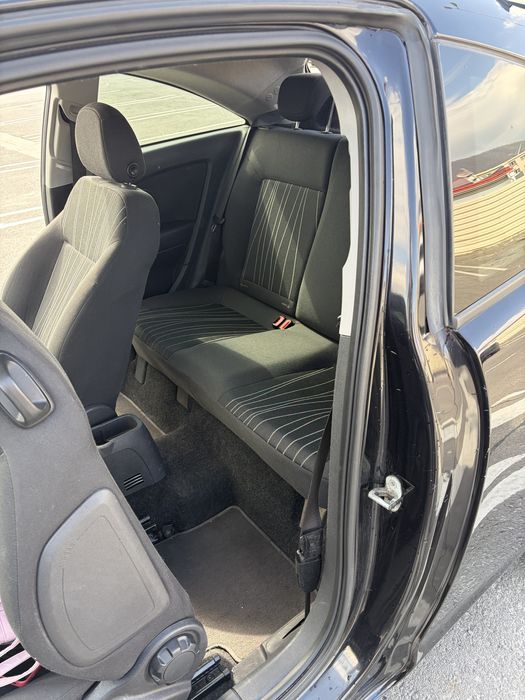 Vand Opel Corsa 2010 1.4 benzina