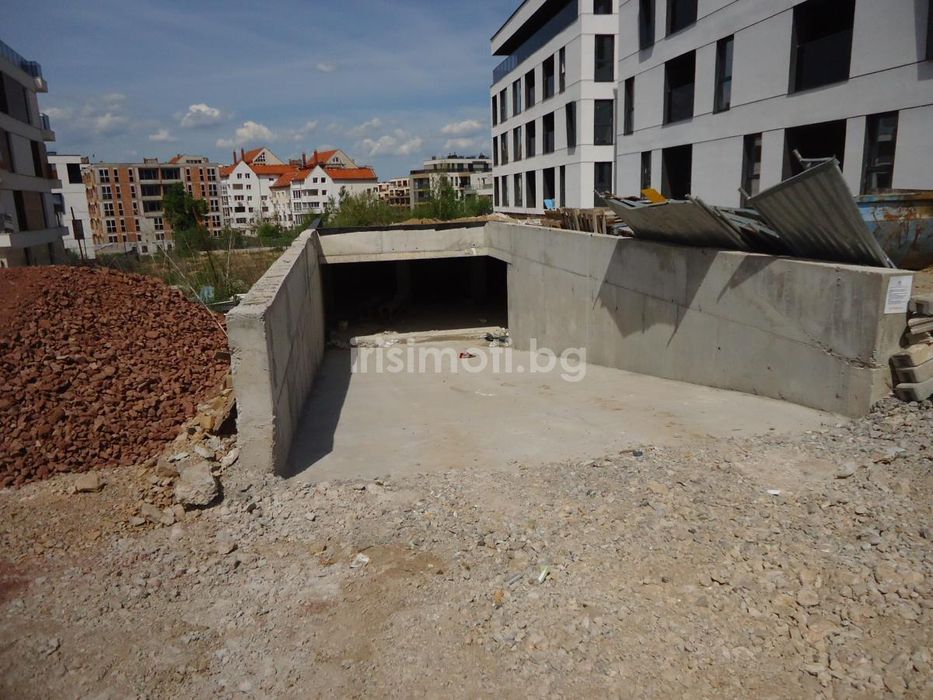 Продава се Двустаен апартамент в София, Малинова долина - 67 кв.м за 2340 €/кв.м - Снимка #1