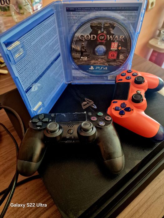 Ps 4pro 1 TB перфектен