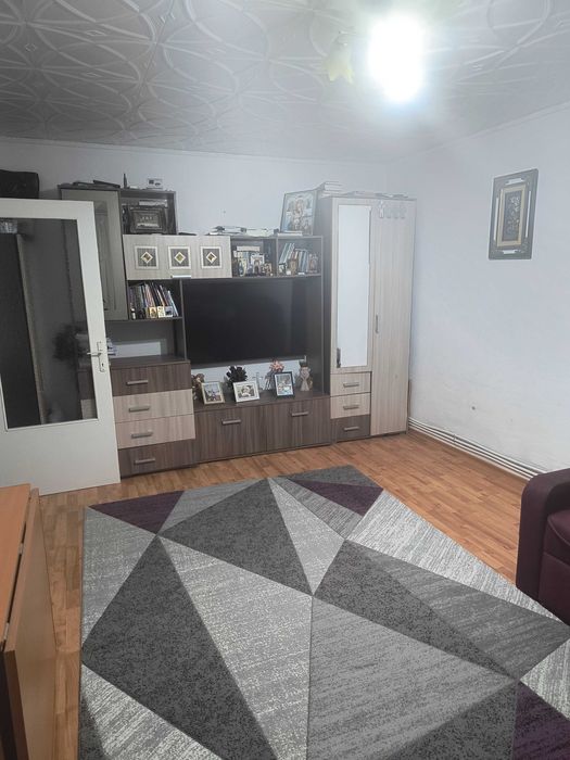 Apartament 3 camere decomandat