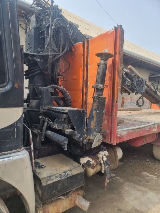 Manipulyator sotiladi