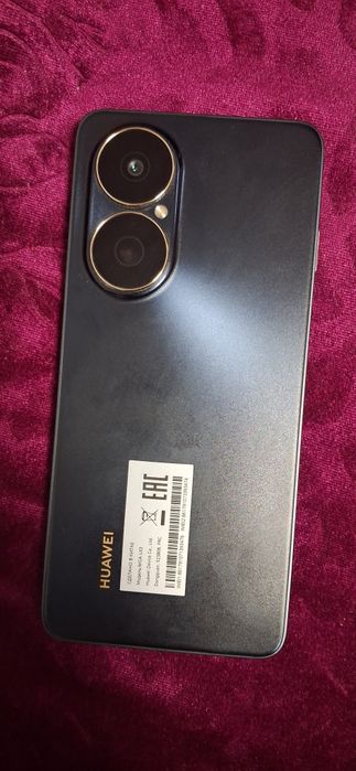 Продам Huawei Nova Y73