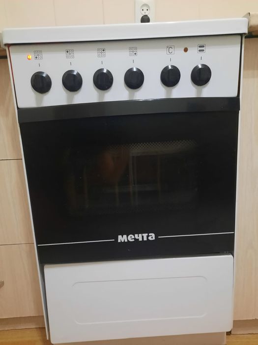 Электроплита в хорошем состояние