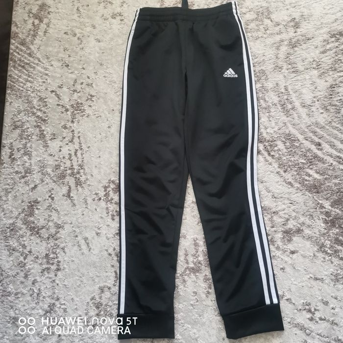 Оригинално Долнище Adidas