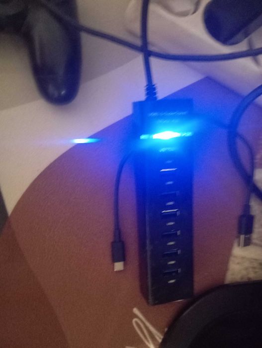 USB 3.0 хъб – 7 порта (SuperSpeed)