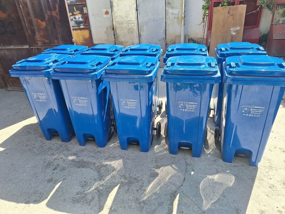 Мусорный бак 240л