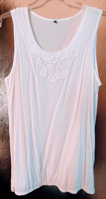 Bluzita de vara alba, cu dantela