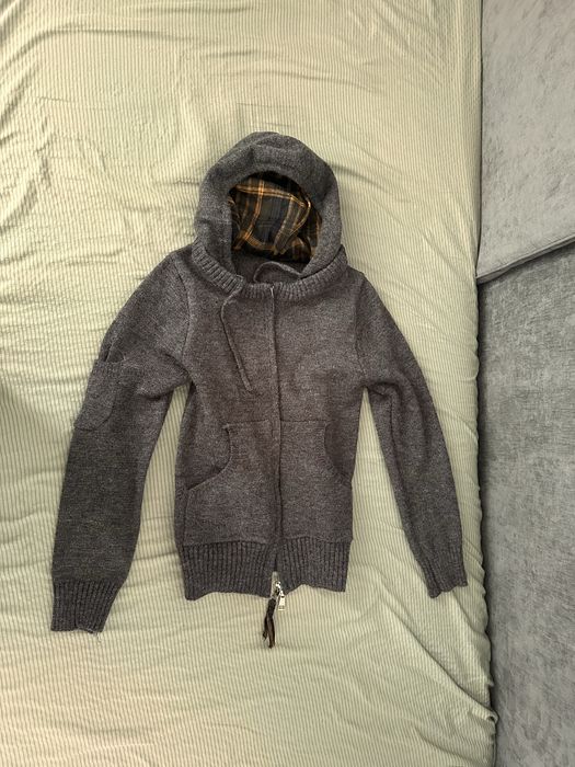 продам кофту теплую
