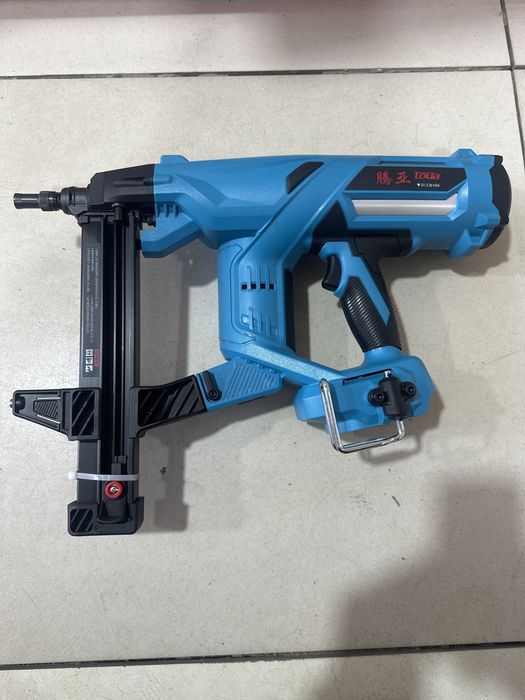 Акумляторная монтажная пистолет ToyaDCCN40A