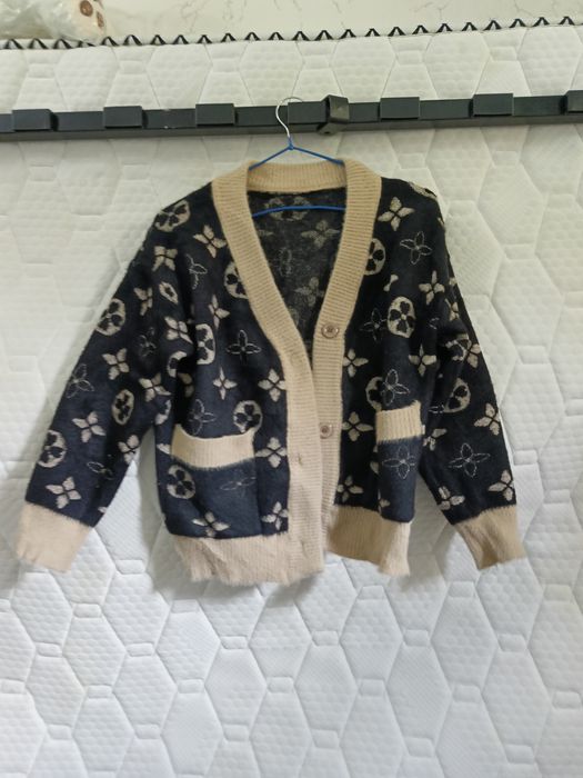 Женские платье и кардиганы