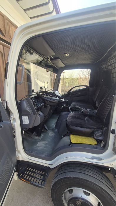 Isuzu CNG N82 2015 sotiladi