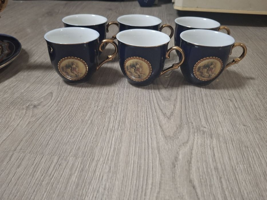 Сервиз Мадонна.       .