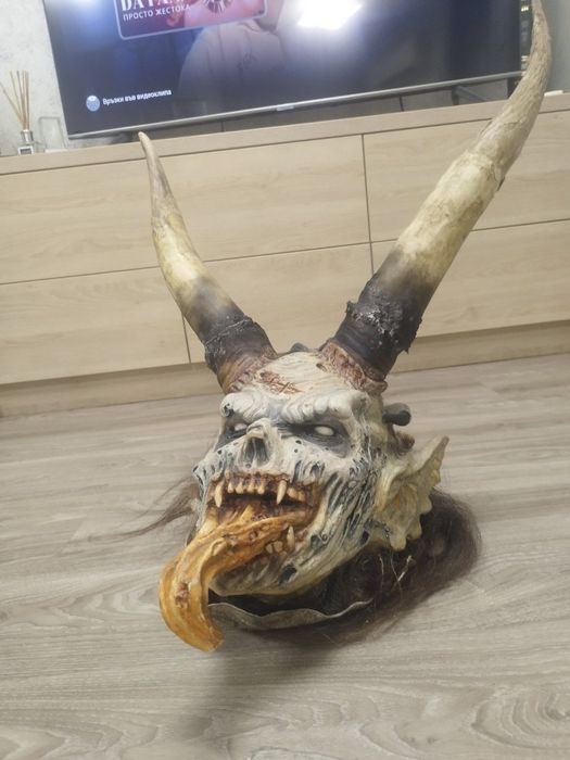 Кукерска маска .