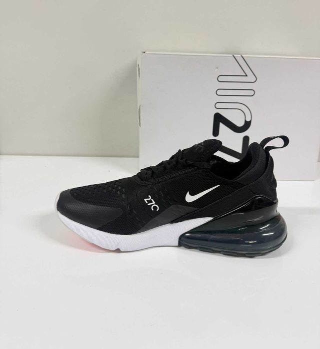 Nike Air Max 270 Black/White