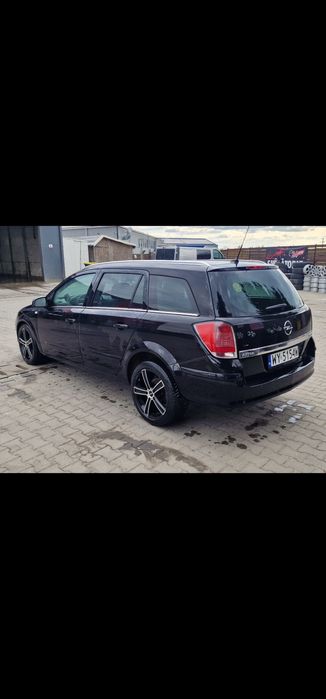 Vând Opel astra H în stare foarte buna