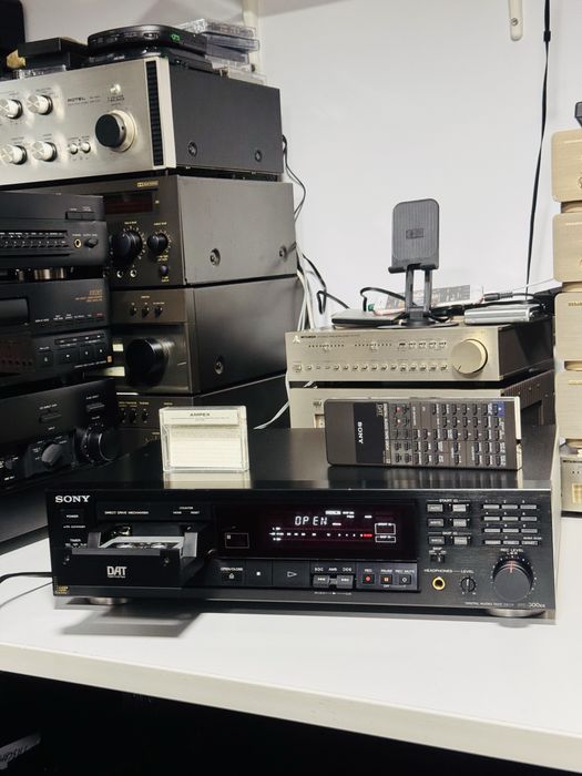 DAT de fidelitate SONY DTC-300ES+telecomandă,stare excelentă, Japan!