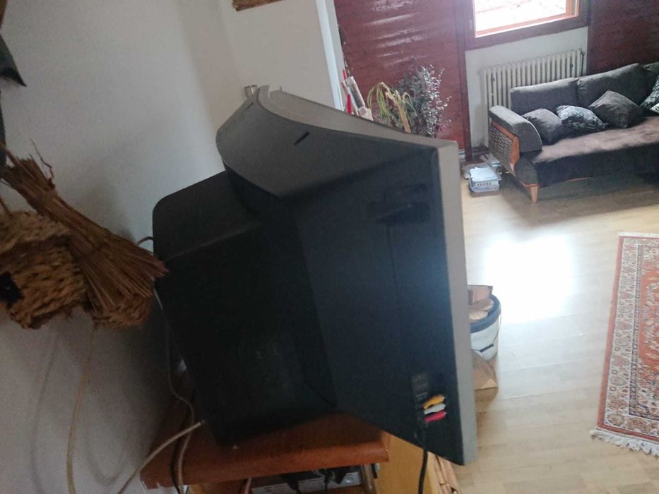 Vand TV Samsung WS-32Z308P functional