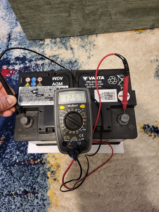 Baterie VARTA AGM acumulator auto 12V 68Ah 680A start-stop audi vw VAG