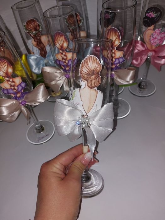 Чаши за моминско парти