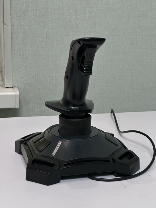 Игровой Штурвал Logitech Attack 3
