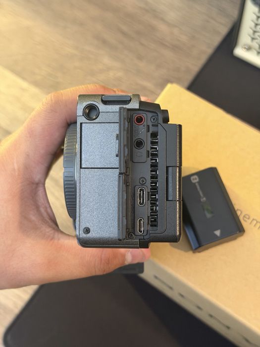 Продаю сетап Sony FX30 + 2 объектива