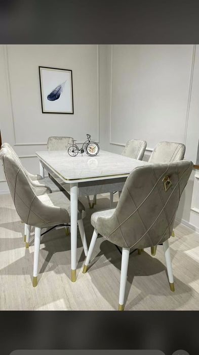 Продам кухонный стол