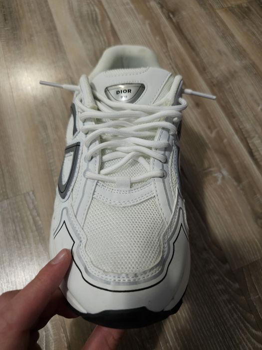 ОРИГИНАЛНИ! Бели Dior обувки неизползвани номер 43!