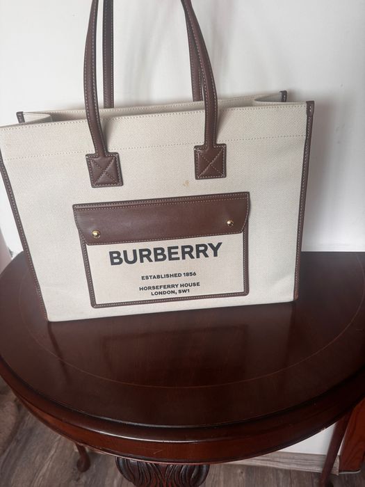 Burberry Freya Medium Tote Bag