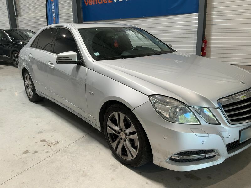 Mercedes-Benz E-Klasse E 220 CDI BlueEfficiency Avantgarde 2012