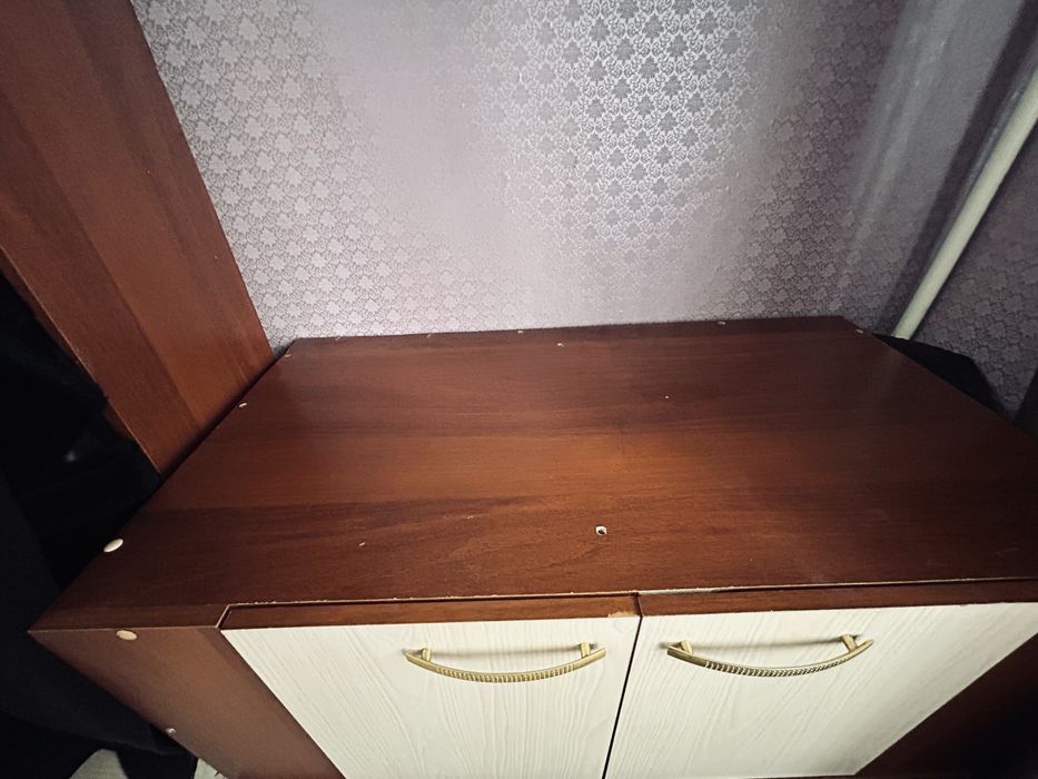 Маленький шкаф(2000тг)