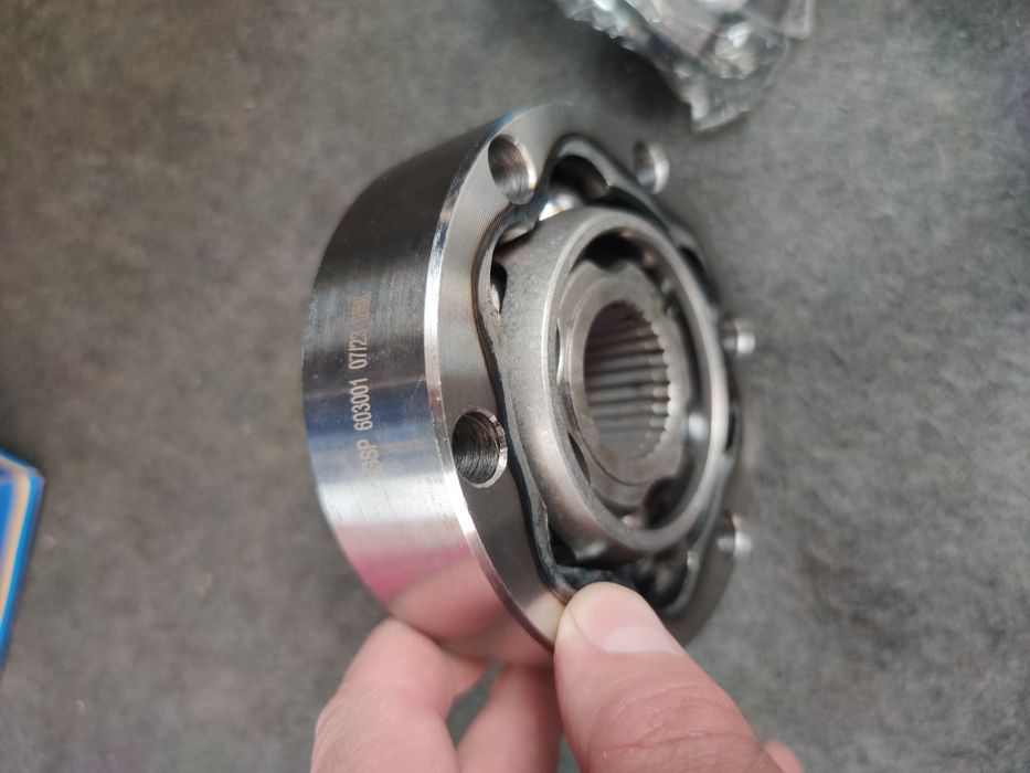 Вътрешни  карета чисто нови Ауди VW Шкода Сеат Алфа Ромео