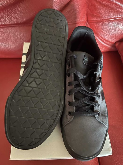 Кецове Adidas, нови