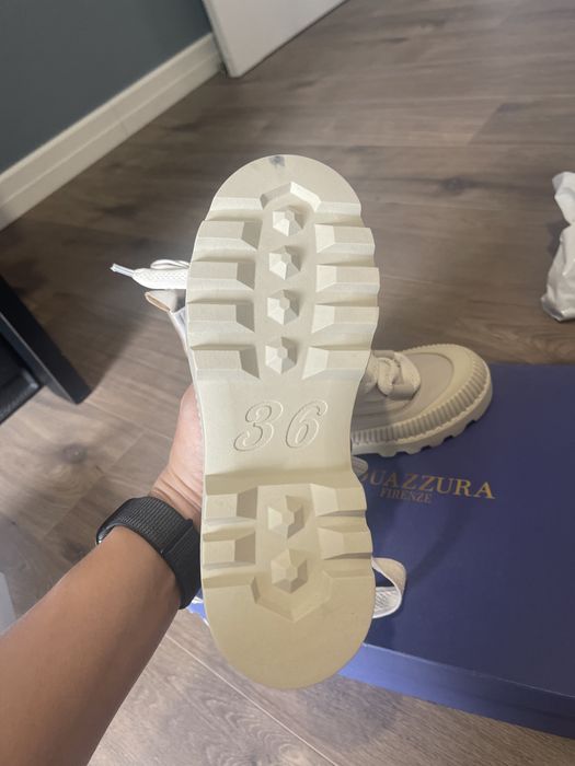 Продам ботинки от Elle. 36. Новые.